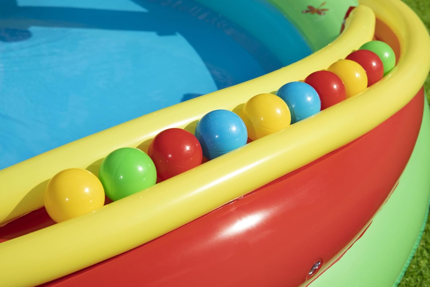 Bestway Friendly Woods Play Center 2.95m x 1.99m x 1.30m - 53093 - Image 4