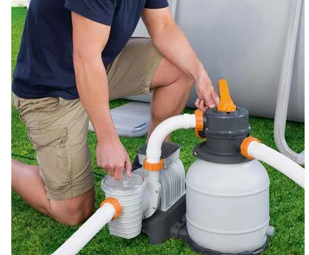 Bestway Flowclear Sand Filter, 5,678 L - 58497 - Image 9