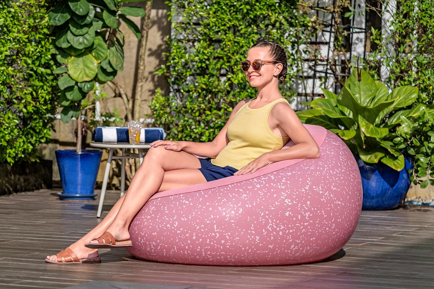 Bestway Inflatable Chair Inflate-A-Chair 1.12m x 1.12m x 66cm - 75155 - Image 2